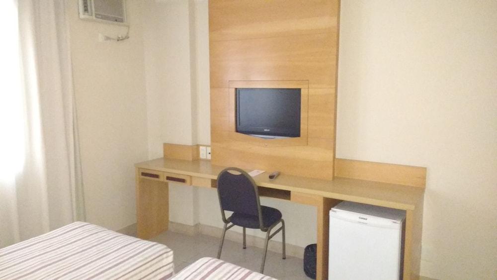 Hotel Atlantico Tower Rio de Janeiro Bagian luar foto A room at the hotel