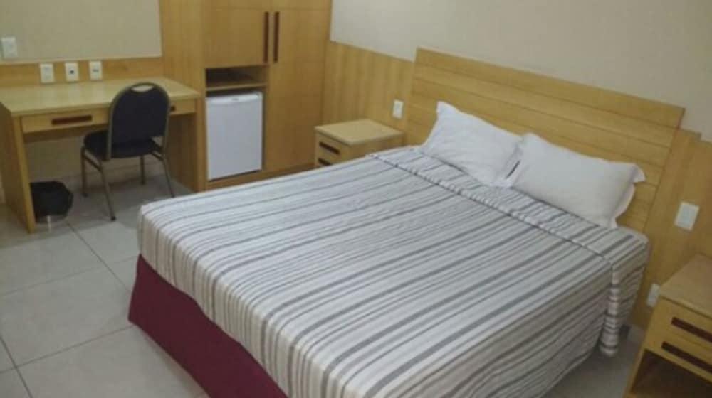 Hotel Atlantico Tower Rio de Janeiro Bagian luar foto A room at the hotel