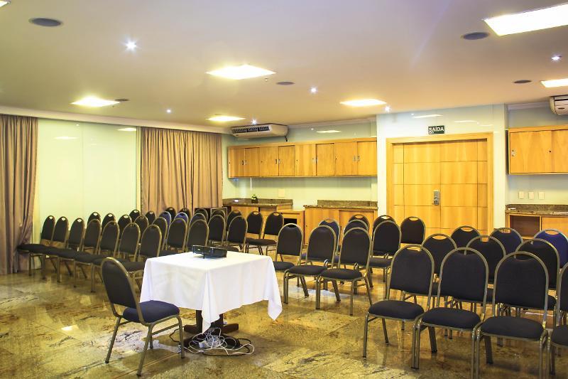 Hotel Atlantico Tower Rio de Janeiro Bagian luar foto A meeting room in a hotel