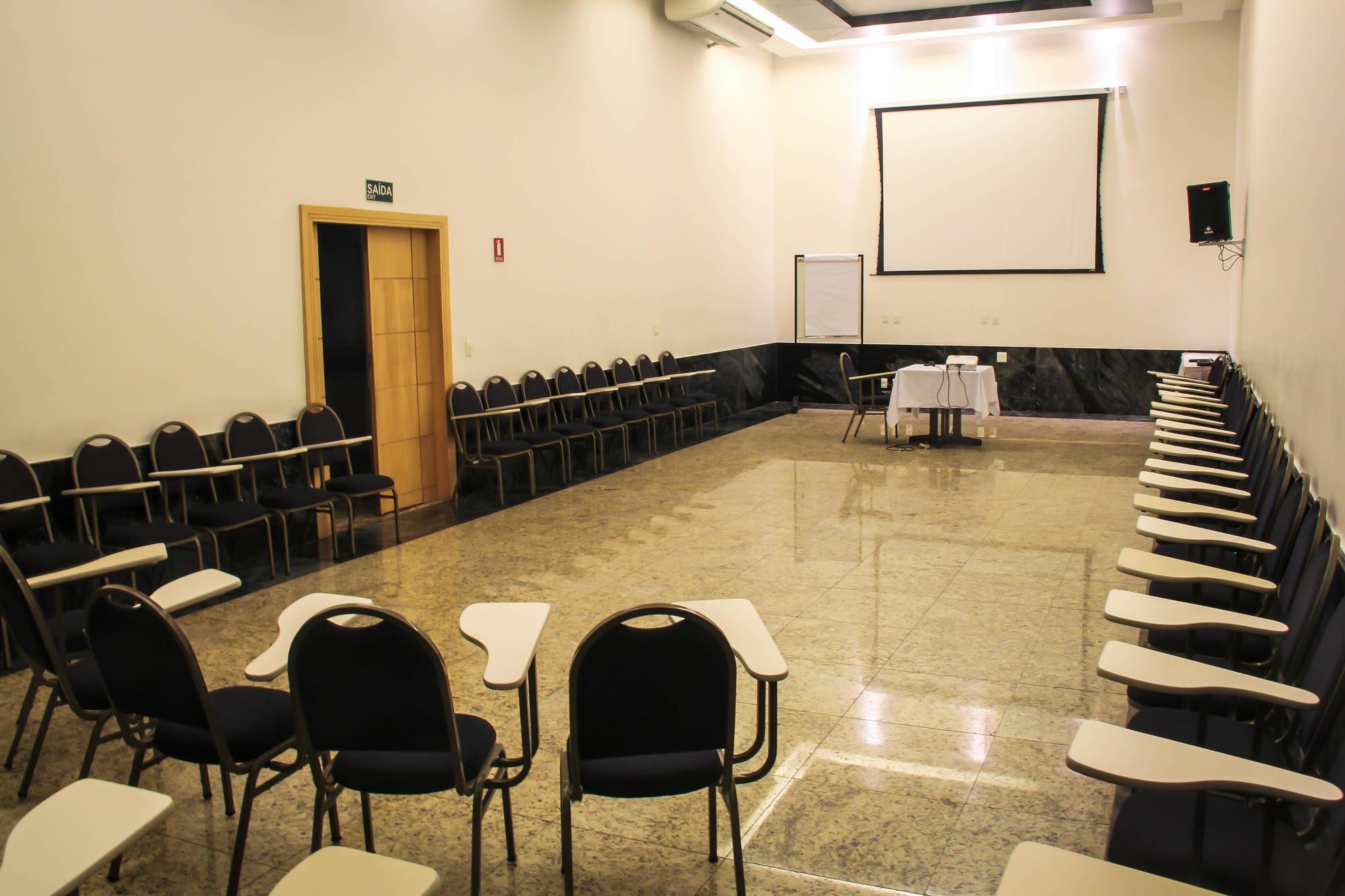 Hotel Atlantico Tower Rio de Janeiro Bagian luar foto A meeting room