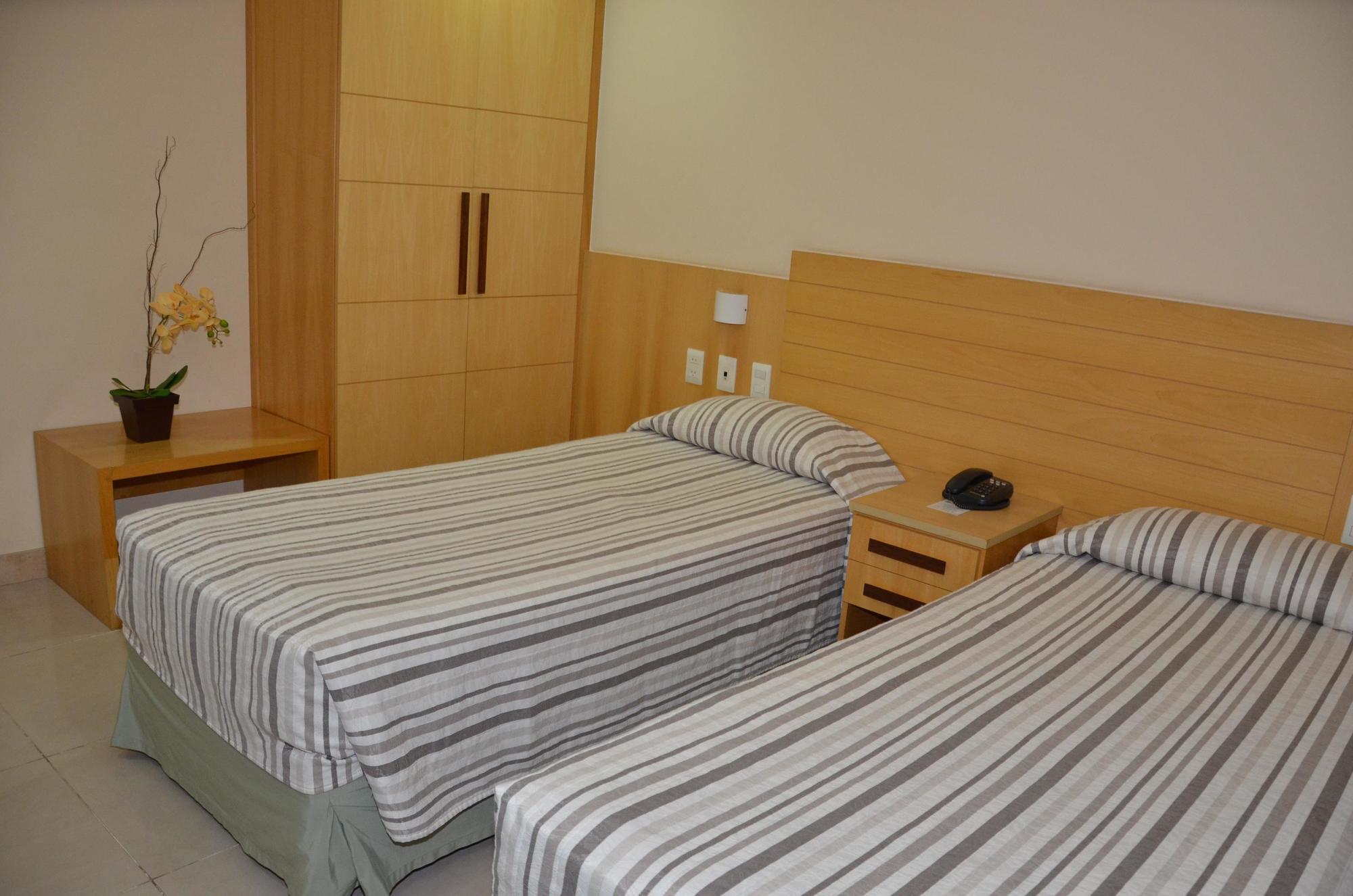 Hotel Atlantico Tower Rio de Janeiro Bagian luar foto A room at the hotel